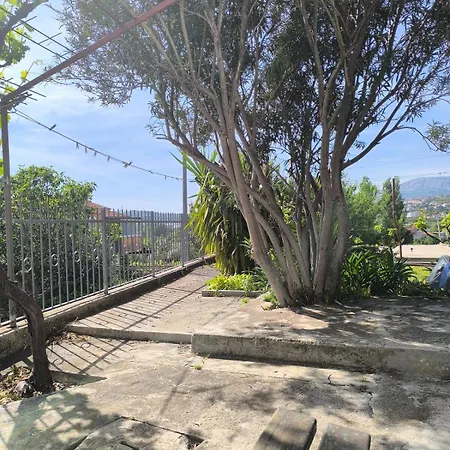 Cozy Near Split & Invites Prázdninový dům *