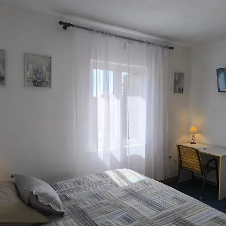 Cozy Near Split & Invites Zminjevaca